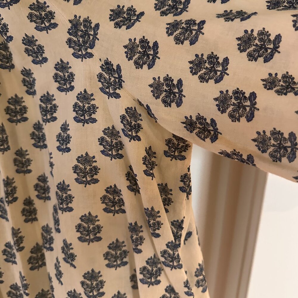 DÔEN Women's Jiana Floral Cotton Blouse - Ivory Meadow Sweet Floral - Size M - Picture 7 of 9